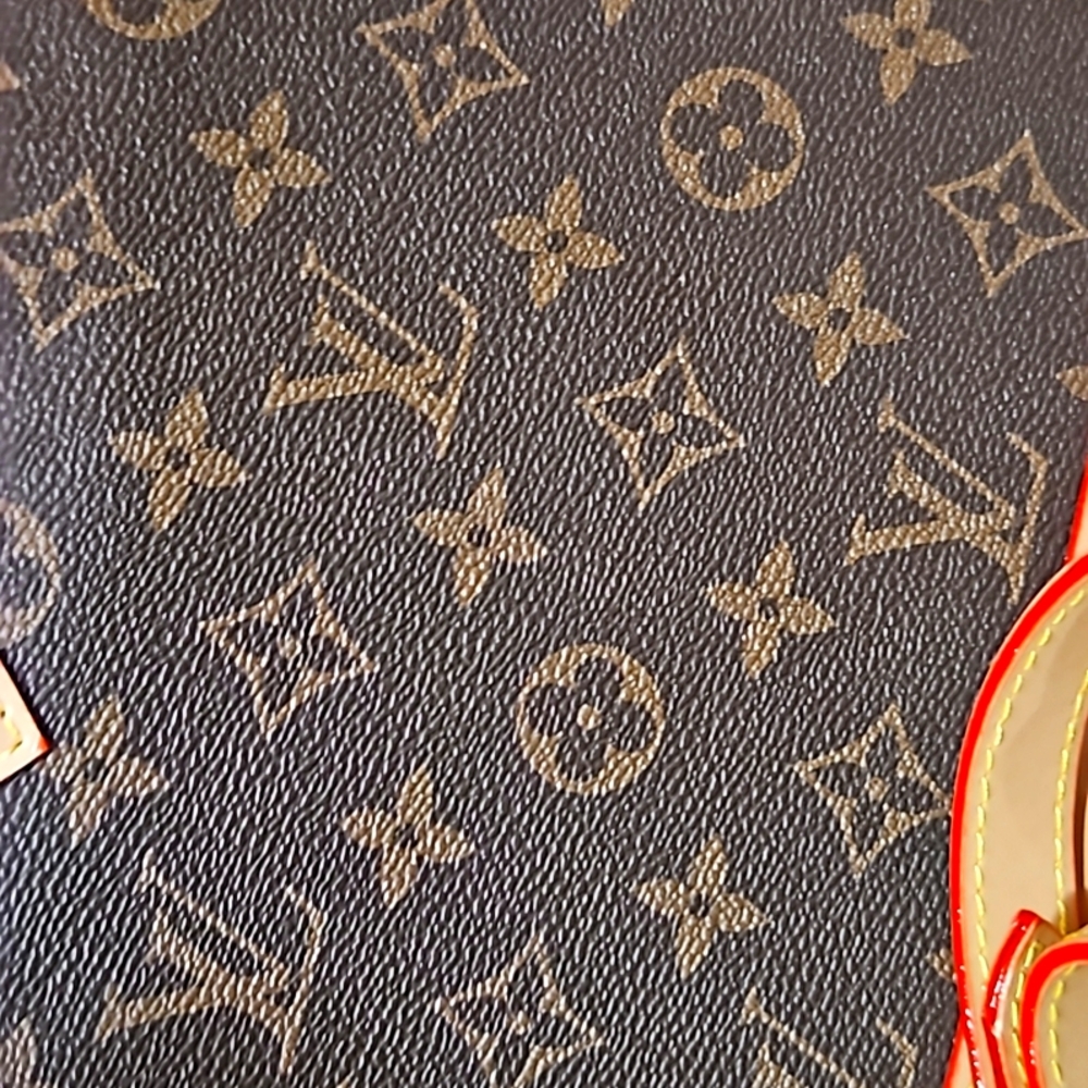 FASHION BAGS - Picture 10 of 12